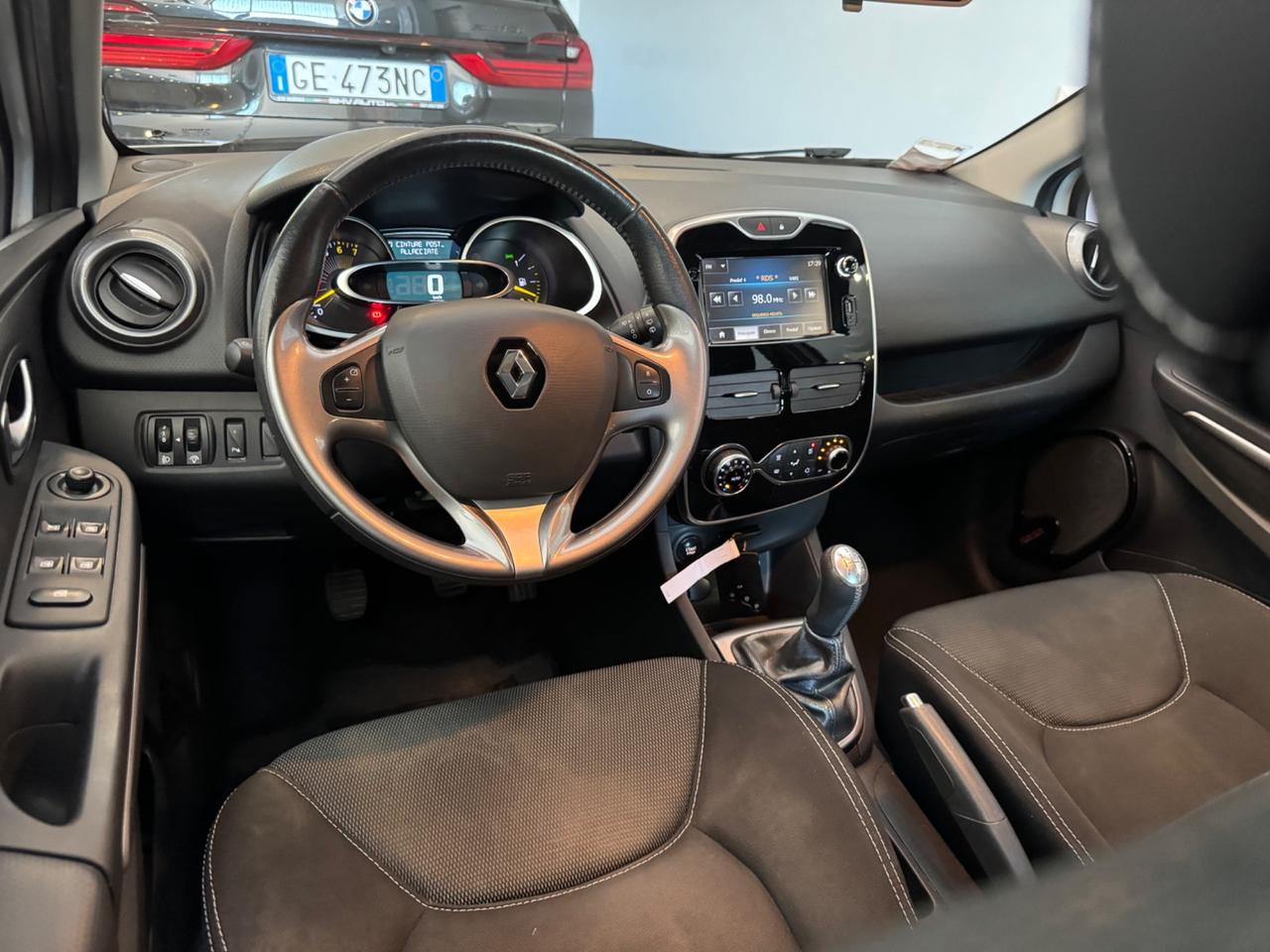 Renault Clio 1.2 75CV 5 porte Costume National