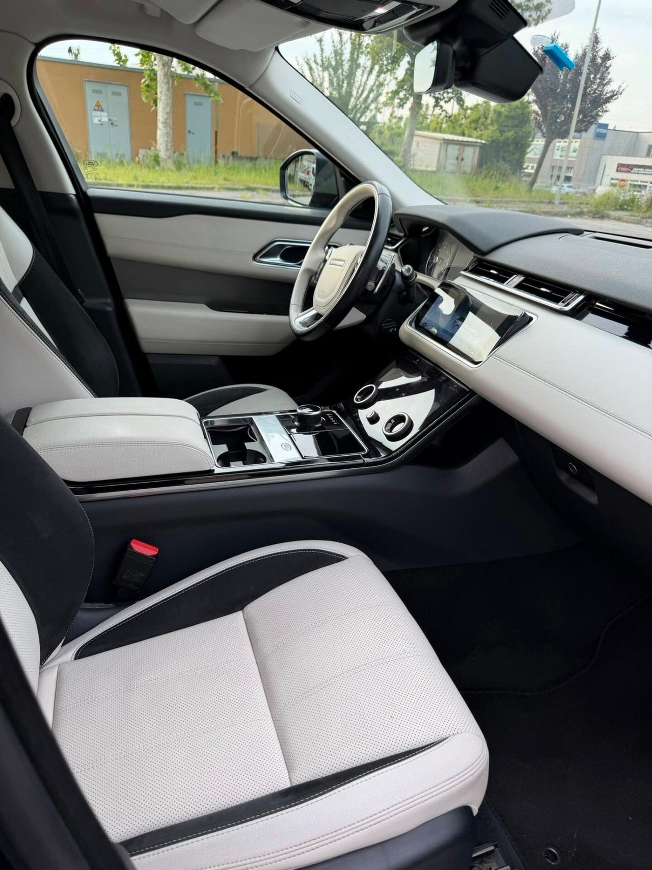 Land Rover Range Velar 2.0D I4 180 CV R-Dynamic HSE