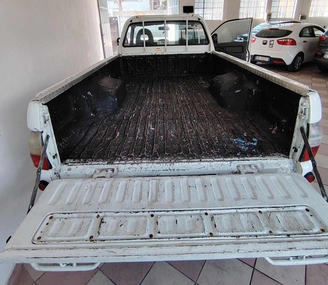 Mitsubishi L200 2.5 TDI 4WD Single Cab Pick-up GL