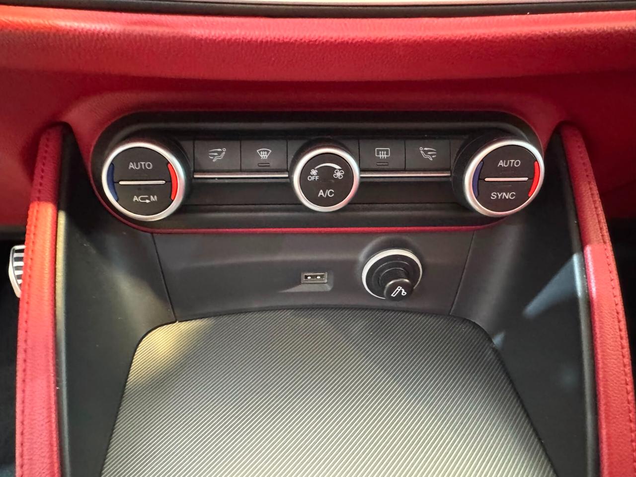 Alfa Romeo Stelvio 2.2 Turbodiesel 210 CV AT8 Q4 Executive