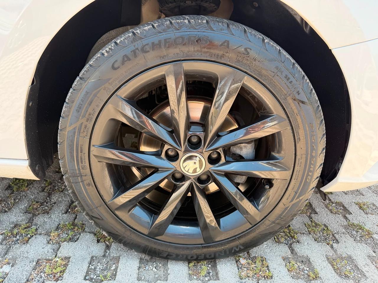 Skoda Fabia 1.0 MPI 60 CV Design Edition-2020