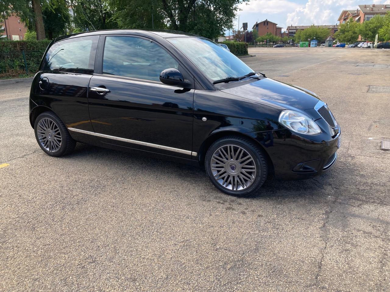 Lancia Ypsilon 1.2 69 CV Elle
