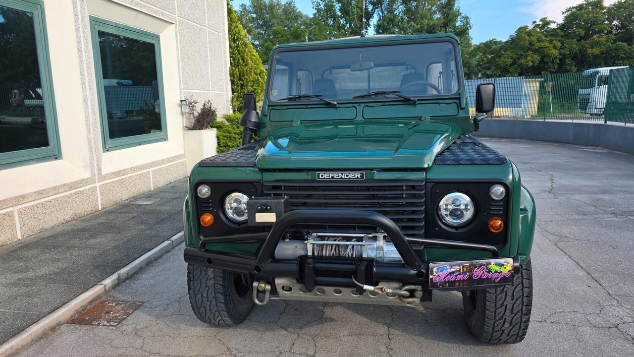Land Rover Defender td5 pick up preparato omologato