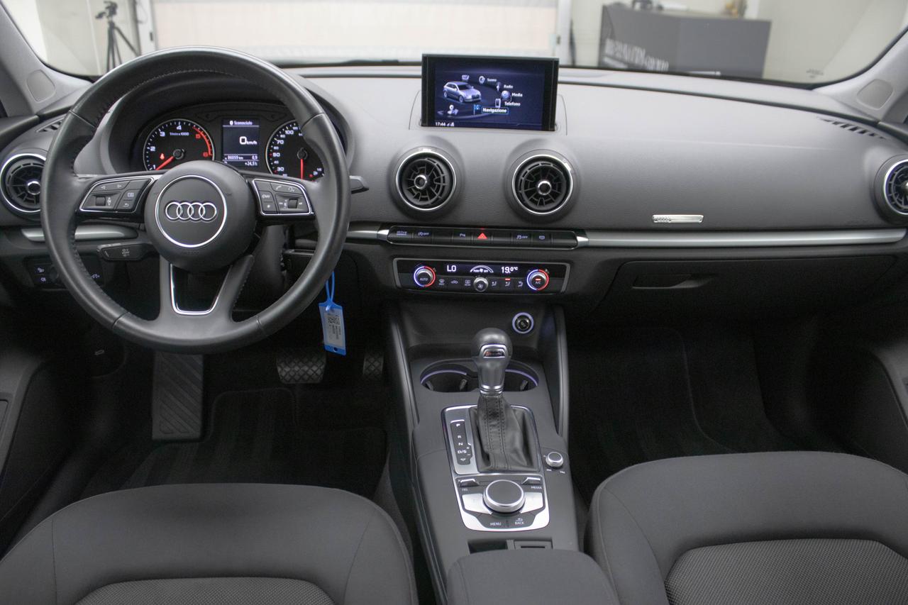 AUDI A3 SPB 35 TDI S TRONIC BUSINESS