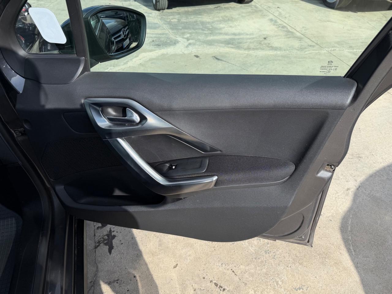 PEUGEOT 2008 1.6 BlueHDI 100 ALLURE/110.000KM