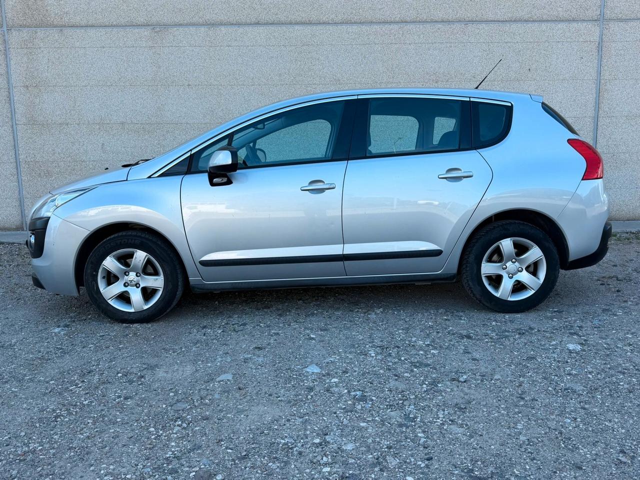 Peugeot 3008 1.6 HDi 112CV Automatico