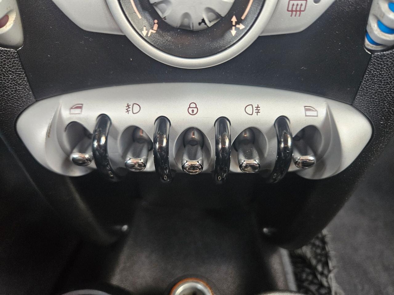 Mini Mini 1.6 16V Cooper D