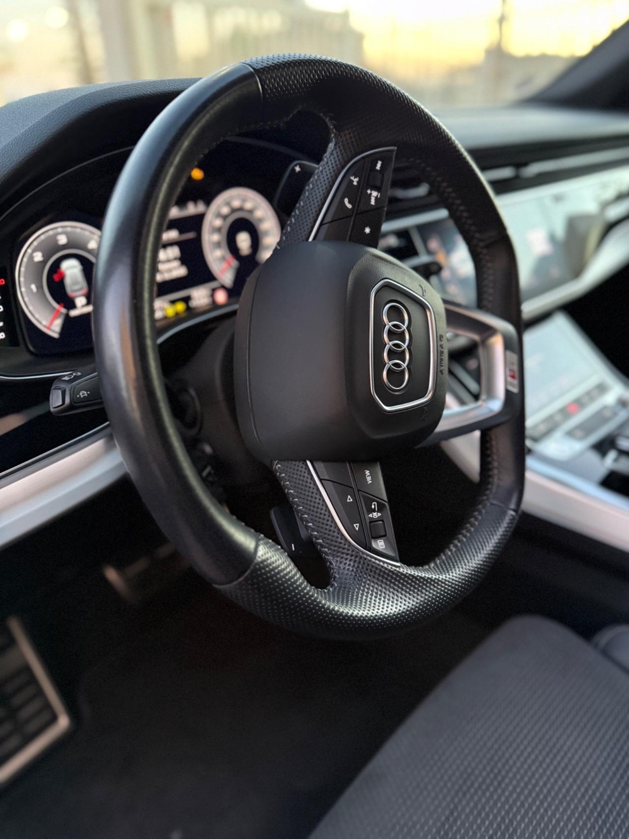 Audi Q8 50 TDI 286 CV quattro tiptronic Sport