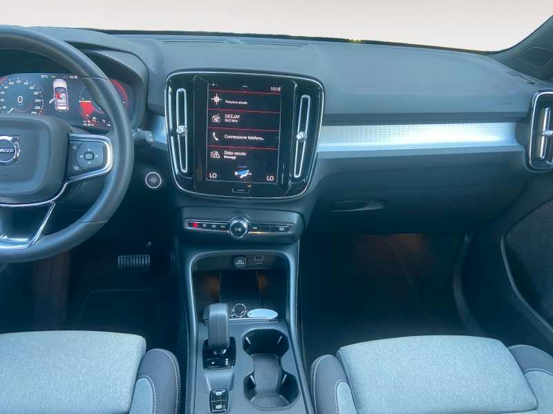 VOLVO XC40 1.5 t4 recharge PheV Core AuTo