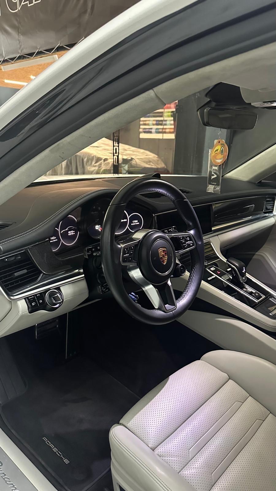 Porsche Panamera 4.0 Turbo Sport Turismo