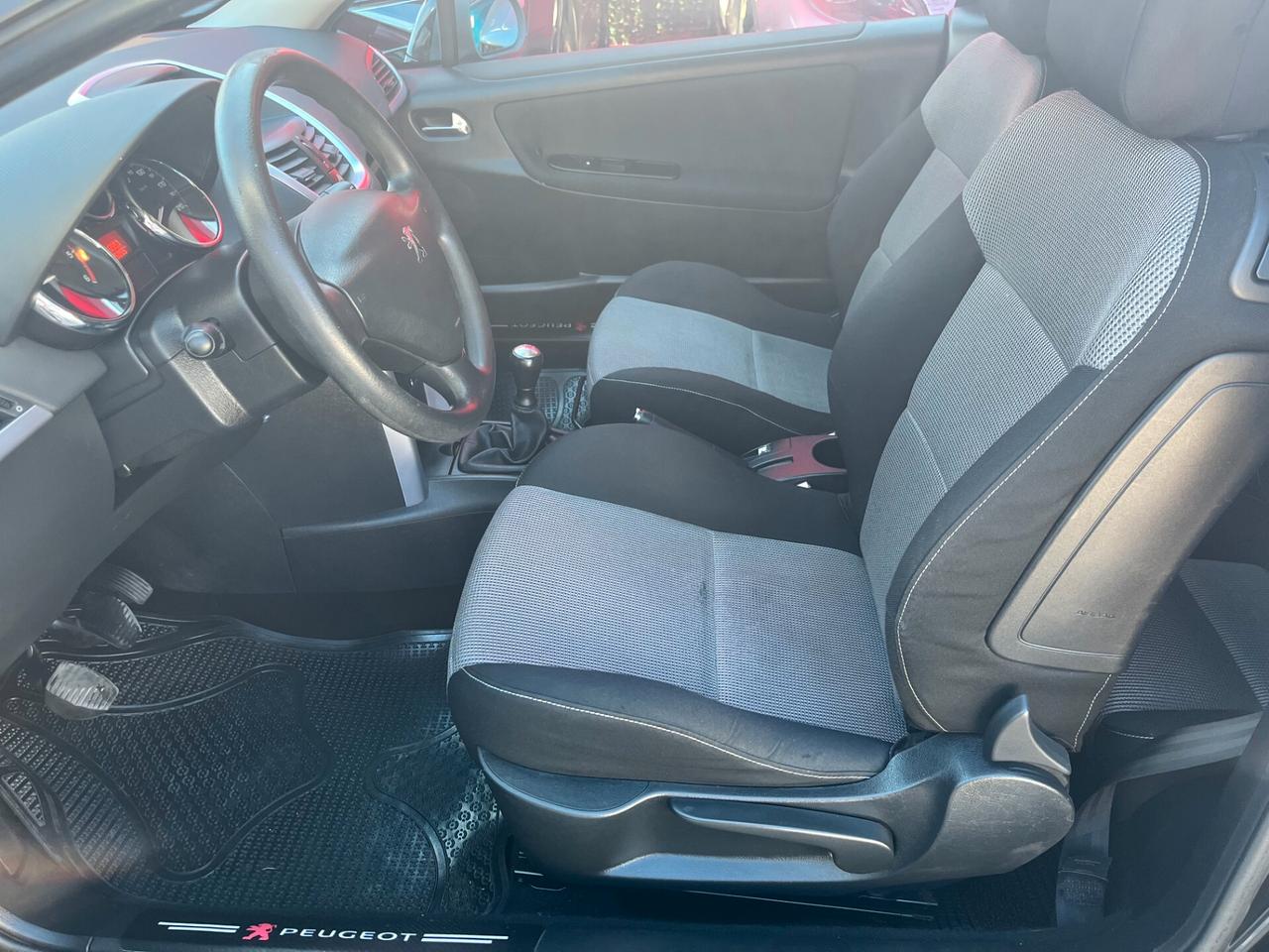Peugeot 207 1.6 Hdi 110 cv Cabrio Coupé