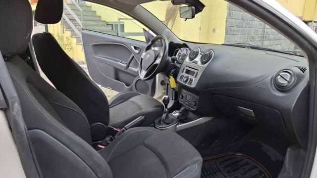 ALFA ROMEO MiTo 1.3 JTDm-2 S&S Distinctive Sport Pack
