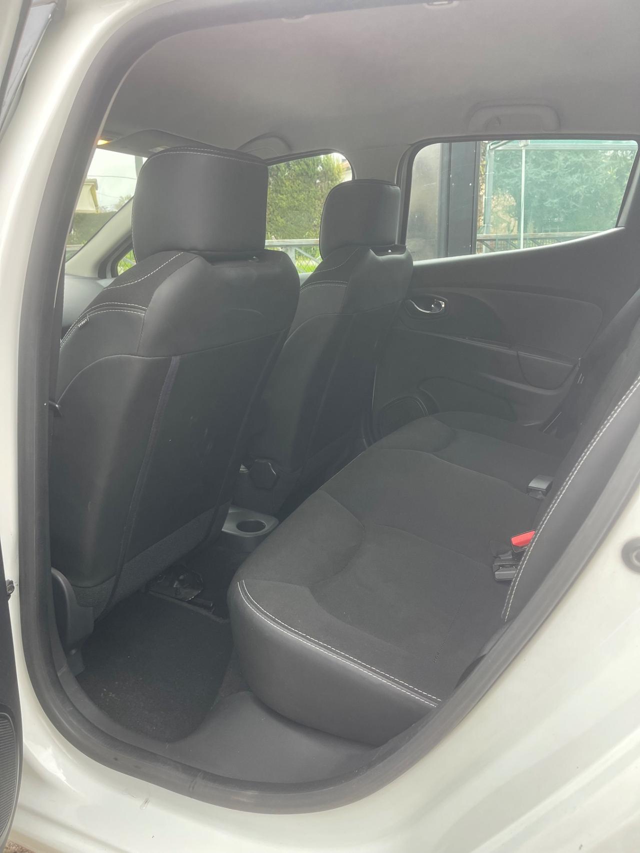 Renault Clio 1.2 75CV GPL 5 porte Costume National