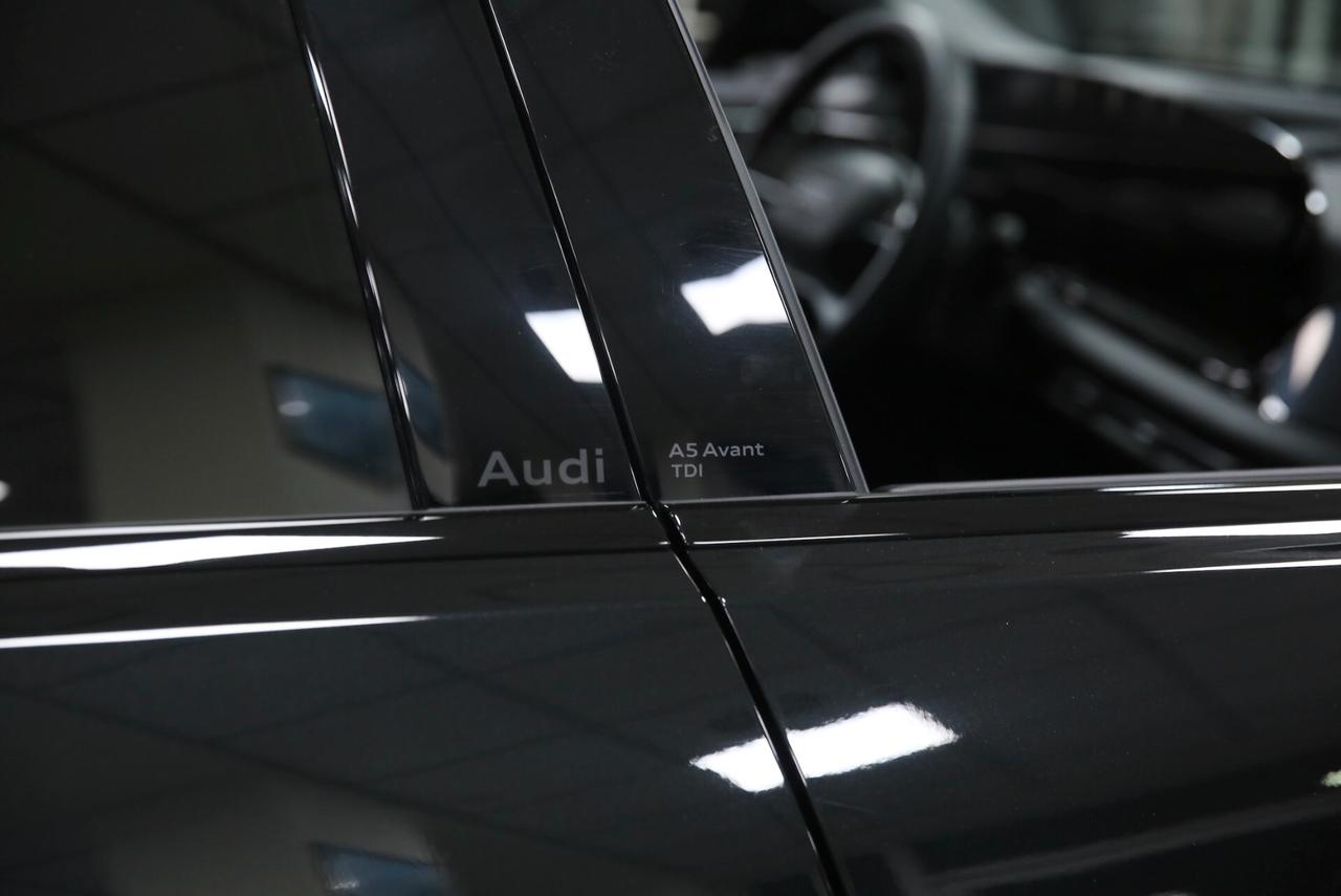 Audi A5 Avant 2.0 TDI mhev+ 204 cv S tronic S line edition_2025