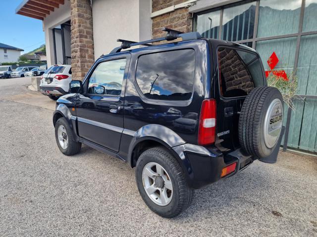 SUZUKI Jimny 1.3i 16V cat 4WD JLX