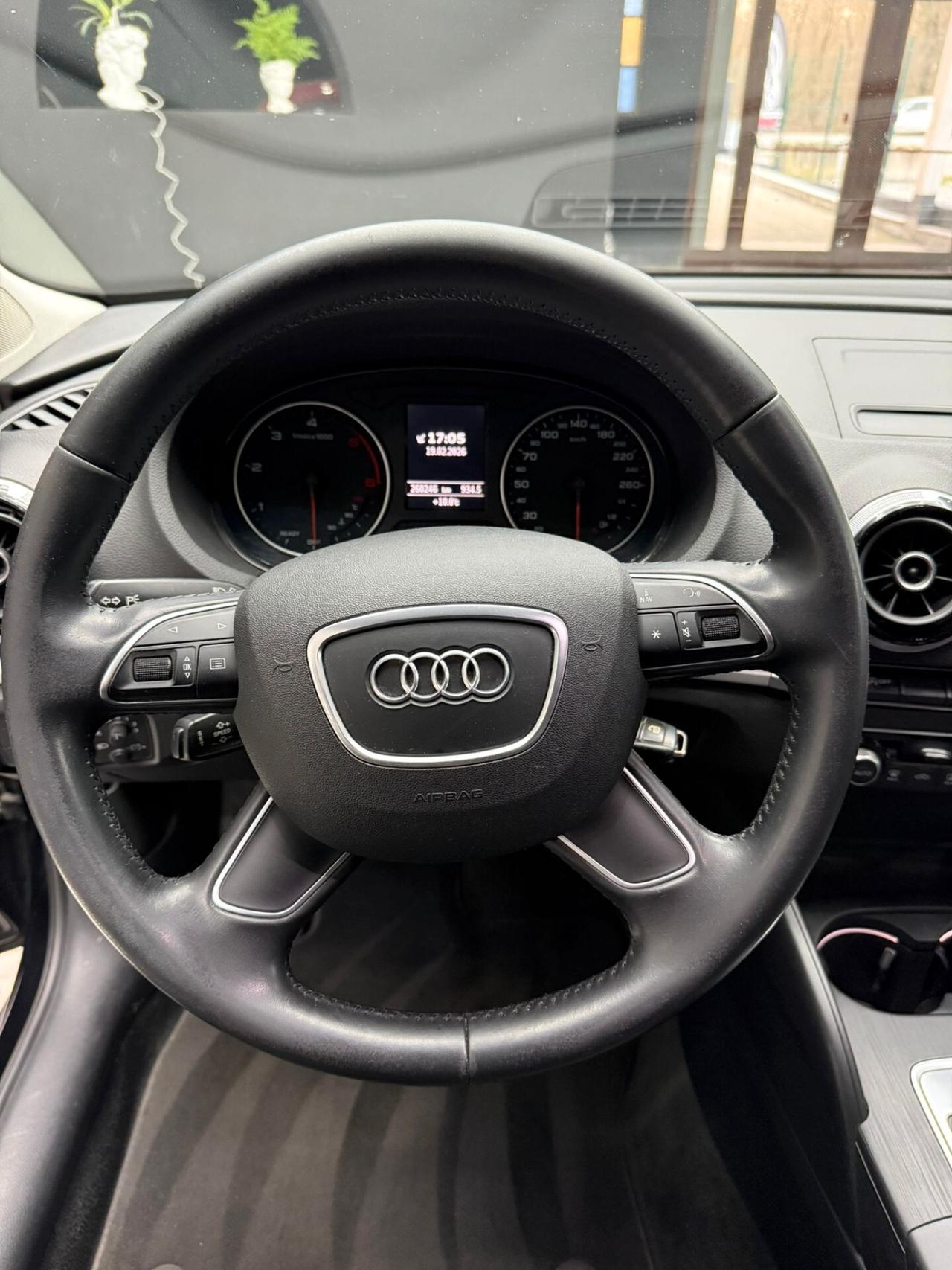Audi A3 1.6 TDI clean diesel Attraction