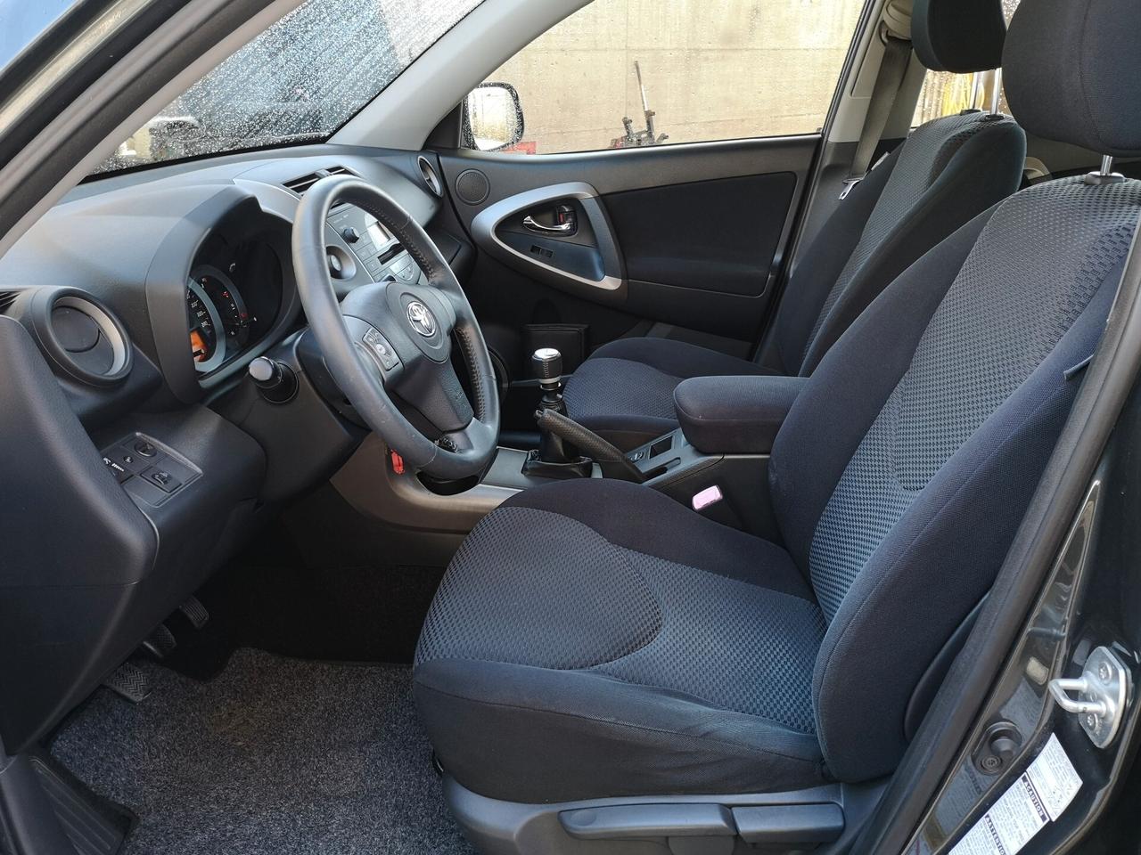 Toyota RAV 4 RAV4 2.2 D-4D 136 CV Luxury