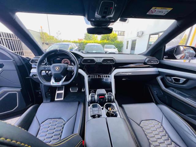 LAMBORGHINI Urus 4.0