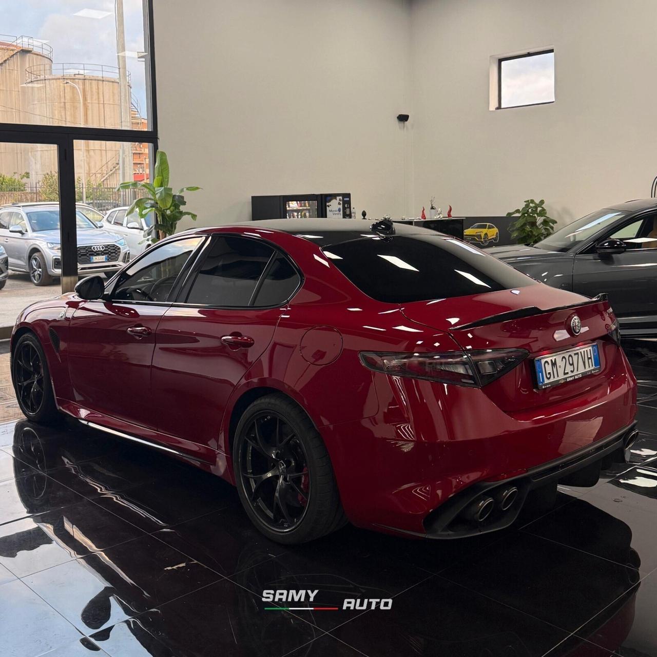 Alfa Romeo Giulia 2.9 T V6 AT8 Quadrifoglio