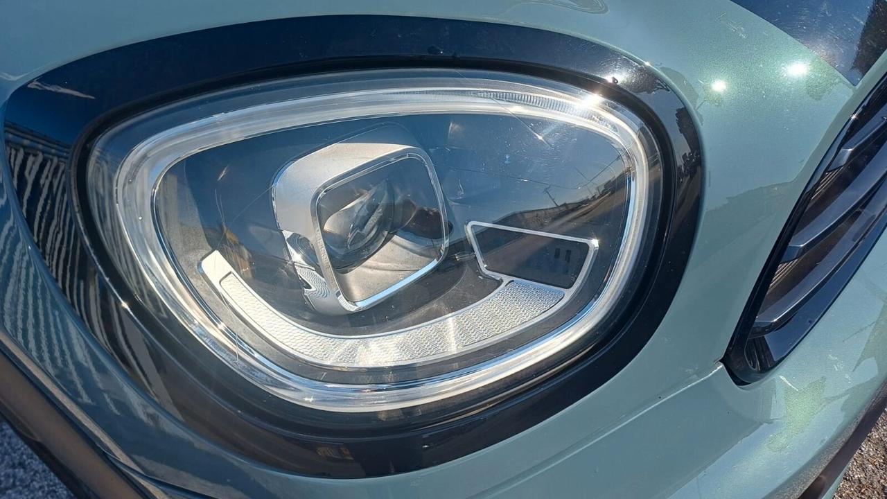 Mini Cooper D Countryman 2.0 Hype PERFETTA PARI AL NUOVO
