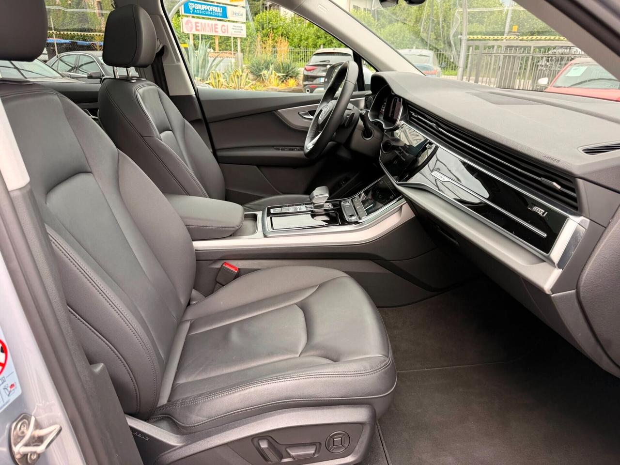 Audi Q7 55 TFSI quattro tiptronic Business