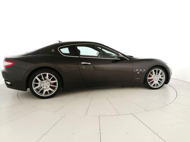 Maserati GranTurismo 4.2 auto