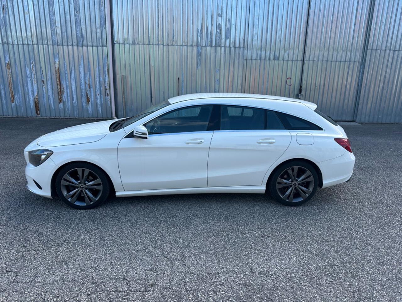 Mercedes-benz CLA 200 D shooting break premium
