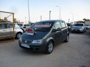 Fiat Idea 1.4 16V Dynamic 2012