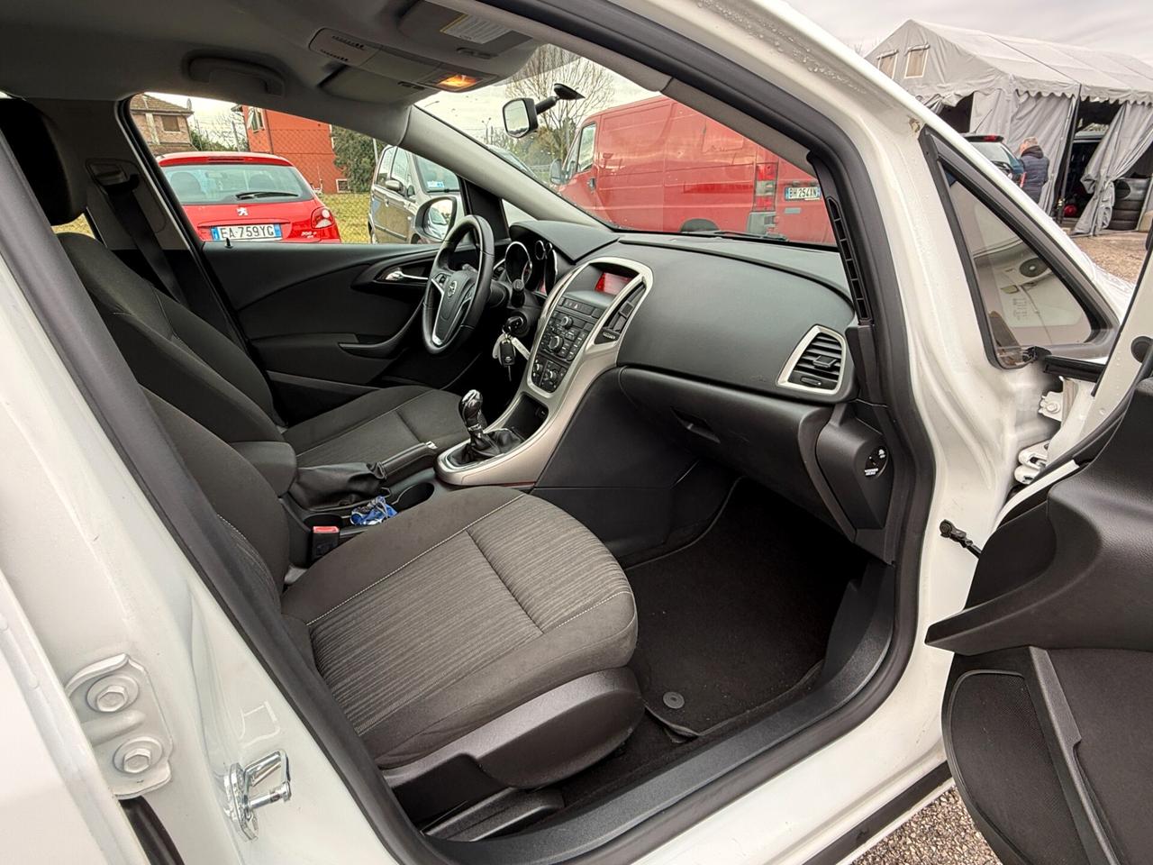 Opel Astra 1.4 Turbo 140CV Sports Tourer GPL Tech Cosmo