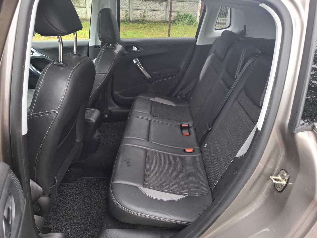 Peugeot 2008 1.6 e-HDi 115 CV Stop&Start Allure