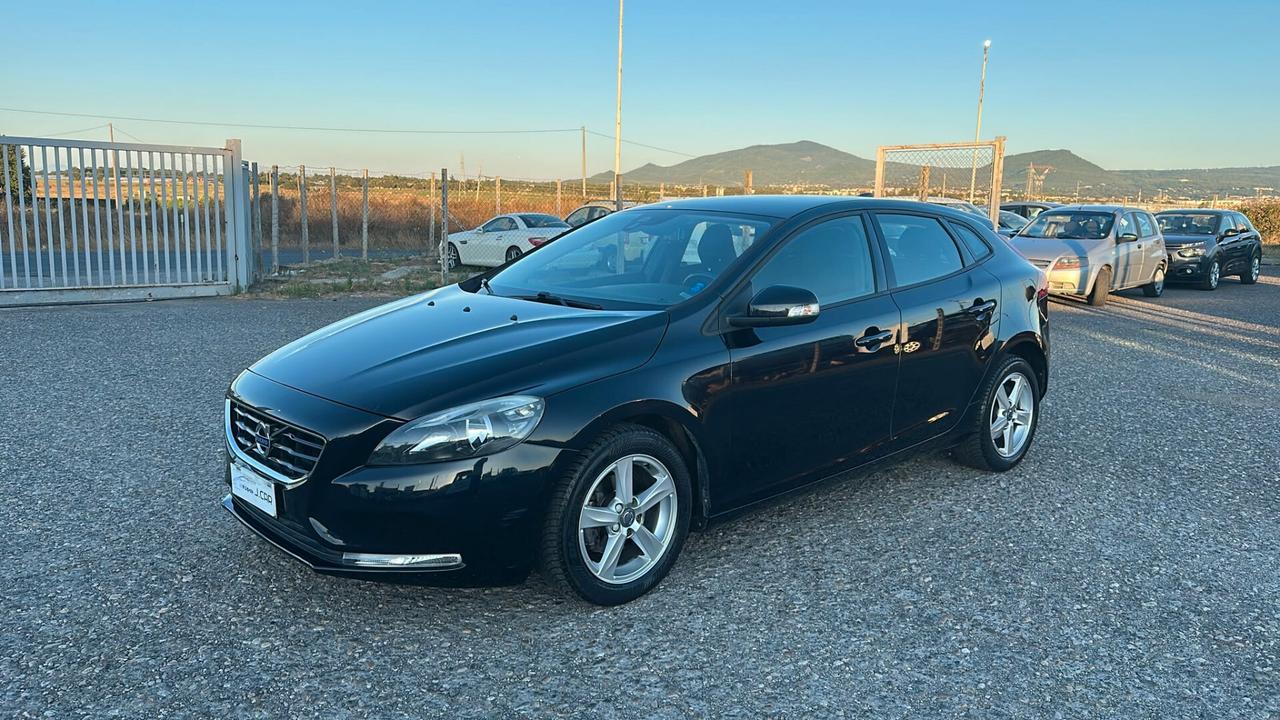 Volvo V40 D2 1.6 Momentum