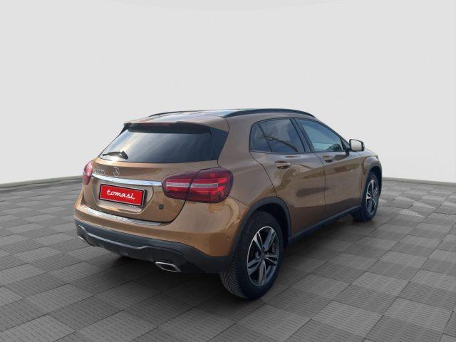 MERCEDES-BENZ CLA sse GLA GLA 200 CDI/d Automatic Premium