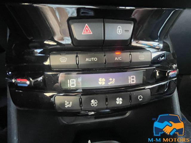 PEUGEOT 208 1° Allure ?neo patentati ?