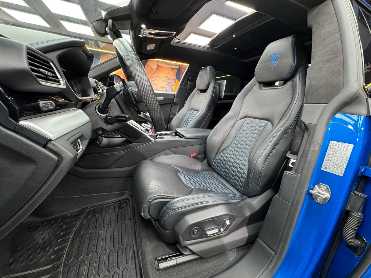 Lamborghini Urus 4.0 (522)