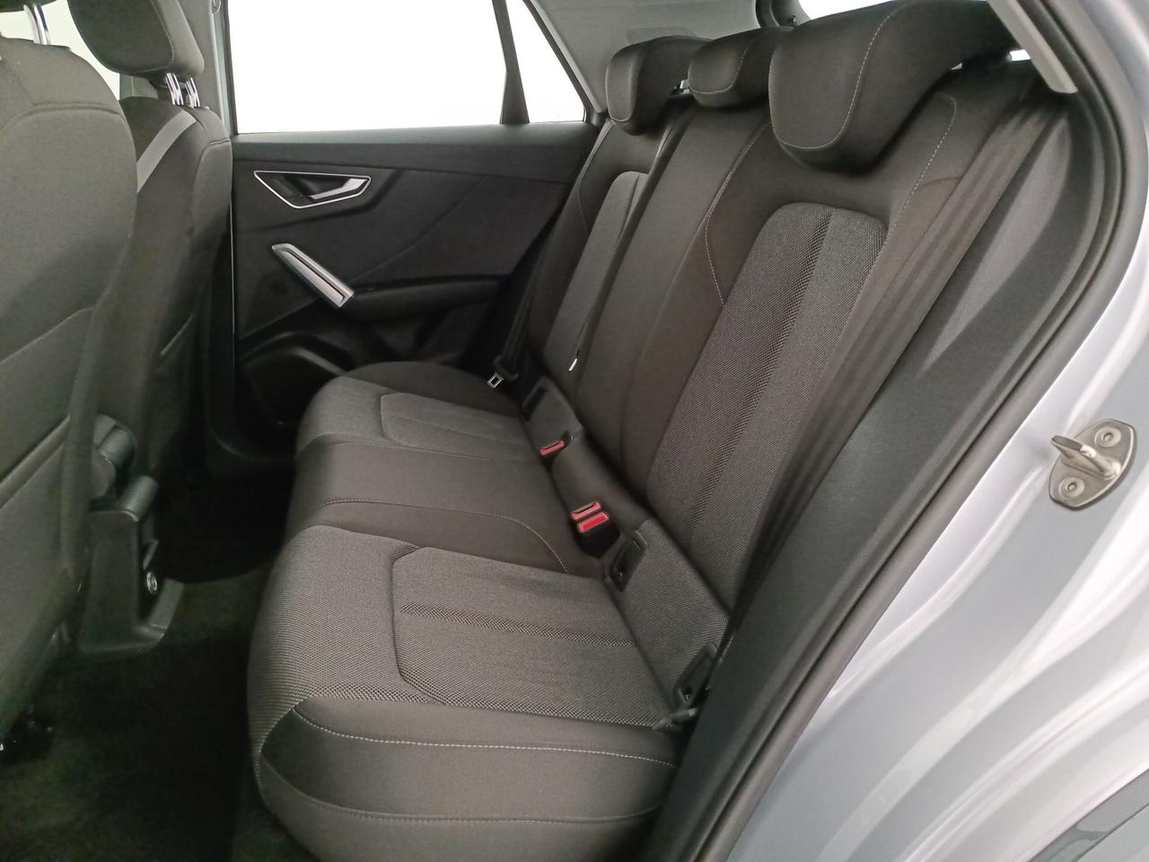 AUDI Q2 1.0 tfsi Business