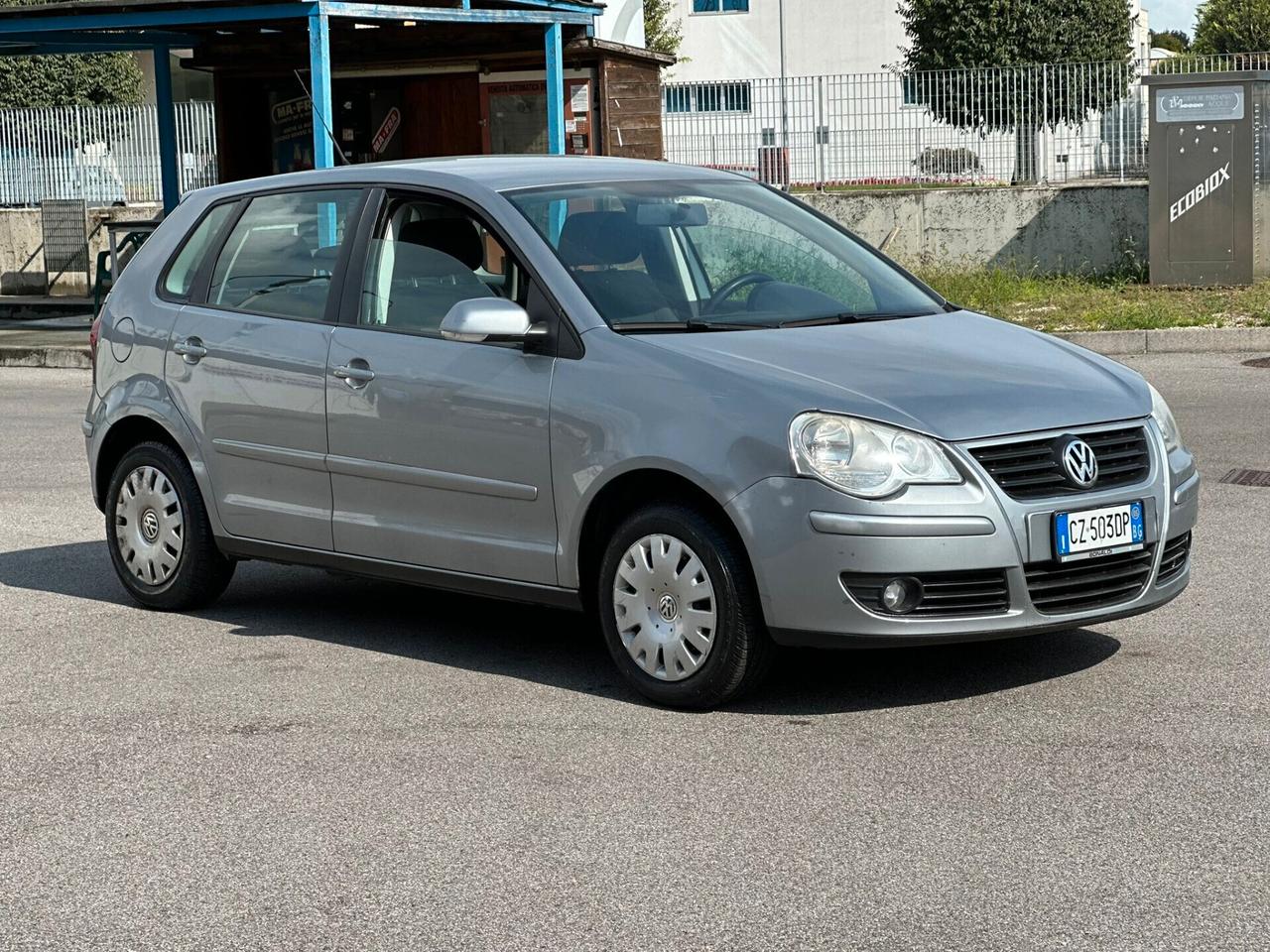 Volkswagen Polo 1.2 5p. Trendline