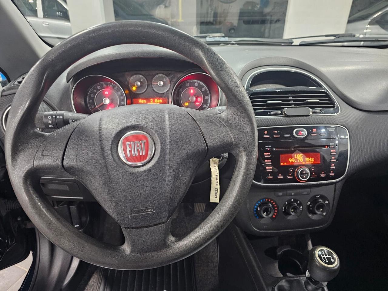 NUOVA FIAT PUNTO STREET LOUNGE 1.2 BENZ 70CV 5 PORTE