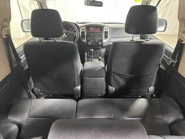 Mitsubishi Pajero 3.2 DI-D 16V auto 3 porte