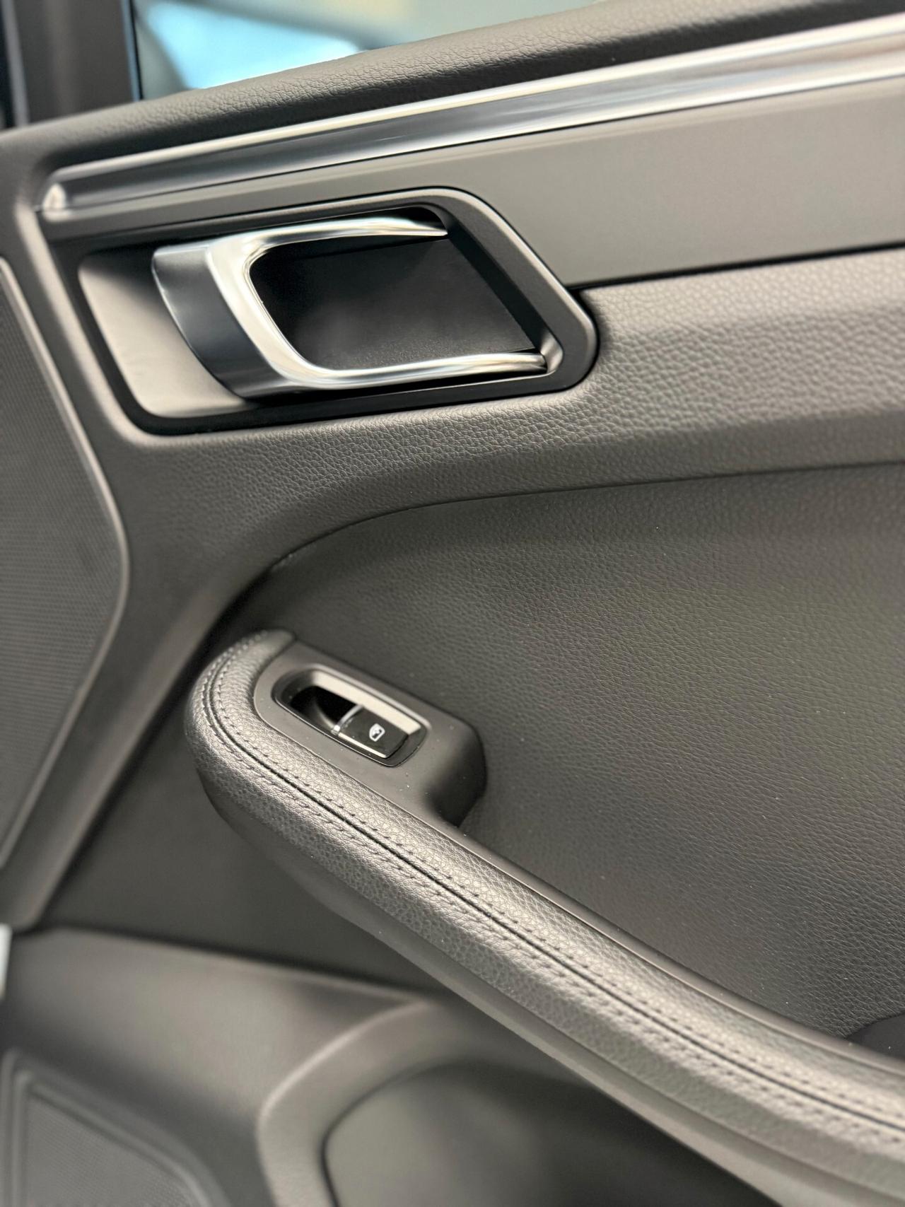 Porsche Macan 245 C.V BENZINA,NO SUPER BOLLO, AUTO CON APPLE CARPLAY,VIRTUAL COCKPIT,NAVI,PELLE/ALCANTARA