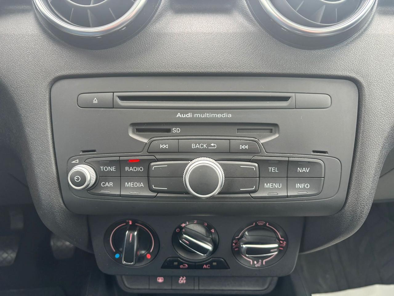 Audi A1 1.6 TDI 105 CV Ambition