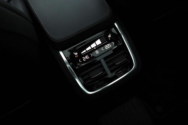 VOLVO XC90 T8 Recharge Twin Engine FULL AWD R-design 7 POSTI