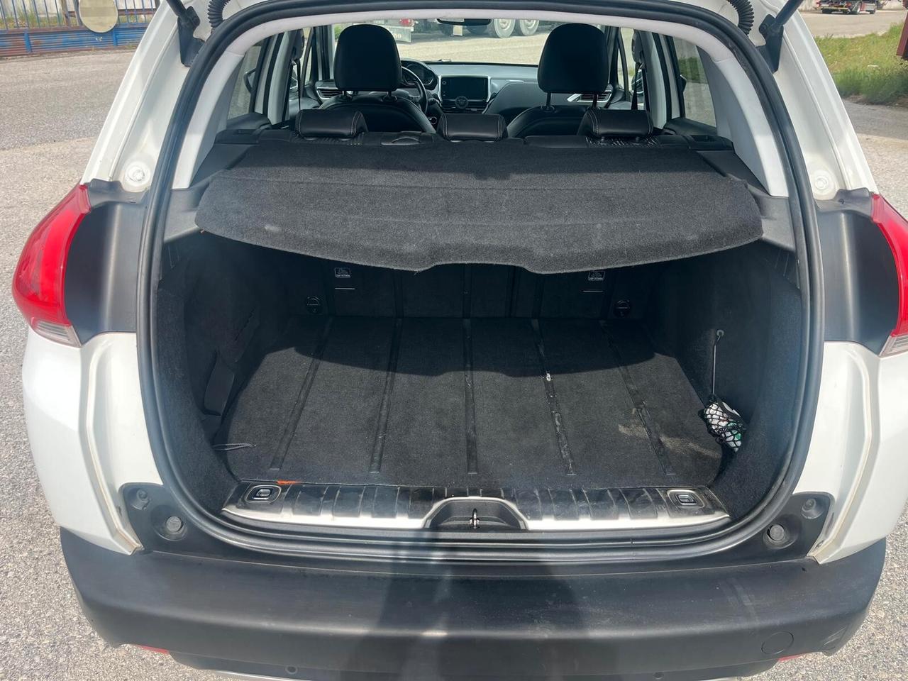 Peugeot 2008 1.6 e-HDi 92 CV Stop&Start Allure