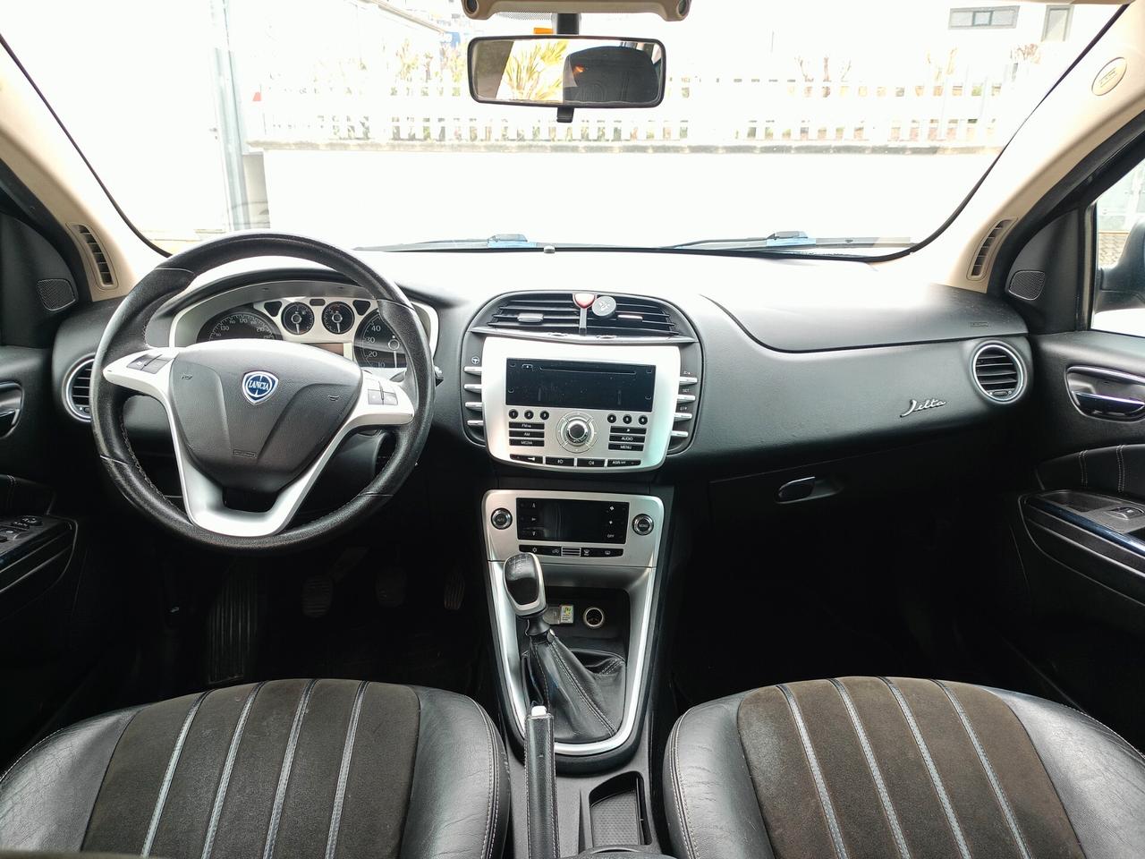 Lancia Delta 1.400 T-Jet 120 CV