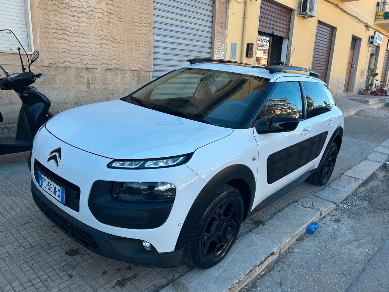 Citroen C4 Cactus BlueHDi 100 Shine