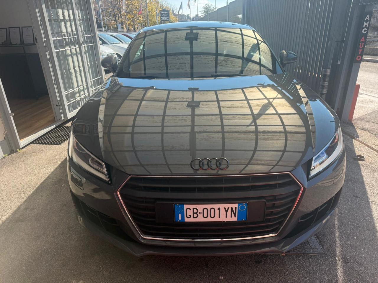Audi TT Coupé 2.0 TFSI S line