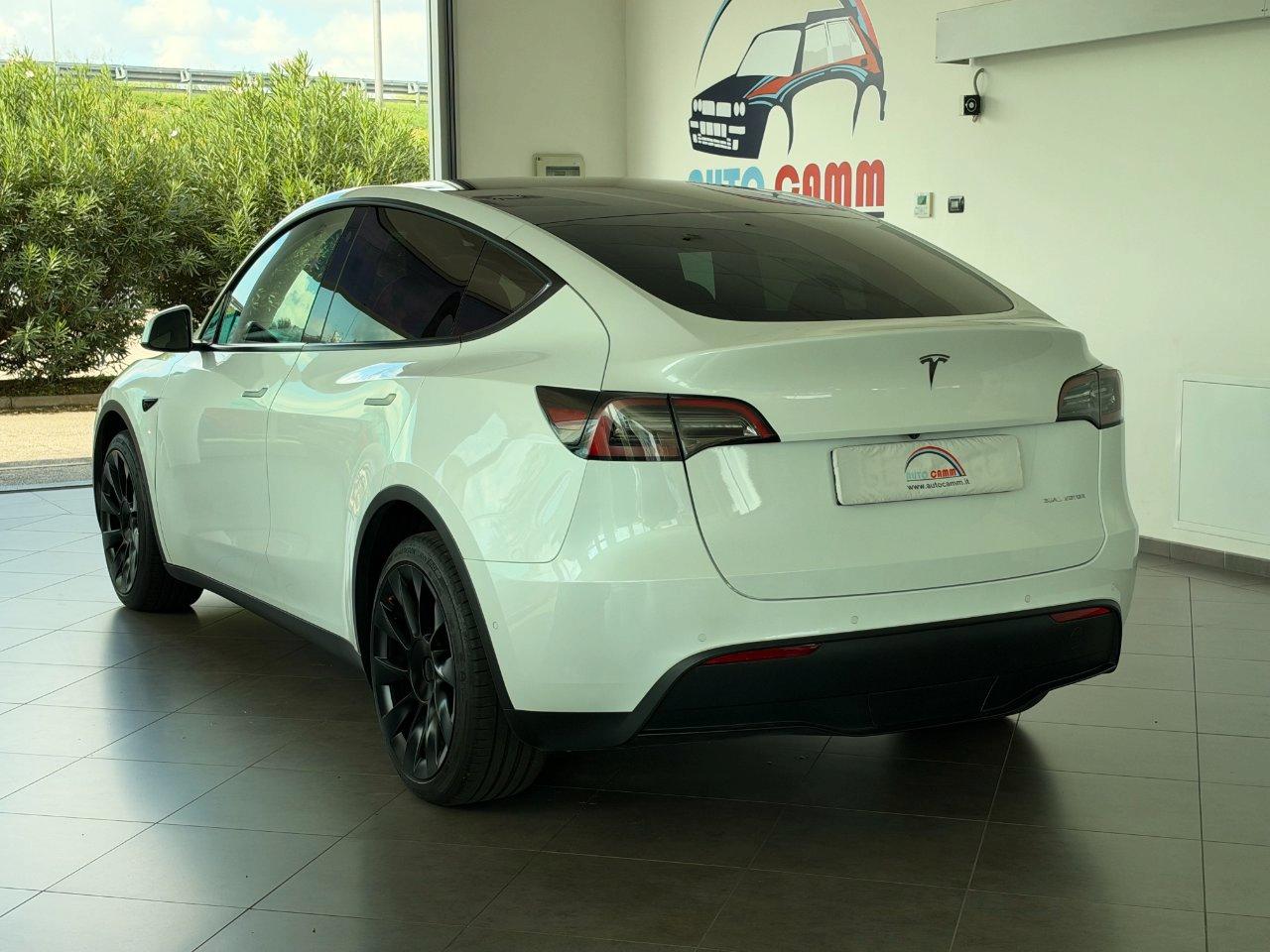 Tesla Model Y Long Range Dual Motor AWD IVA ESPOSTA