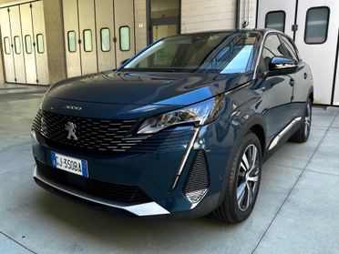 Peugeot 3008 Hybrid 225 e-EAT8 Allure