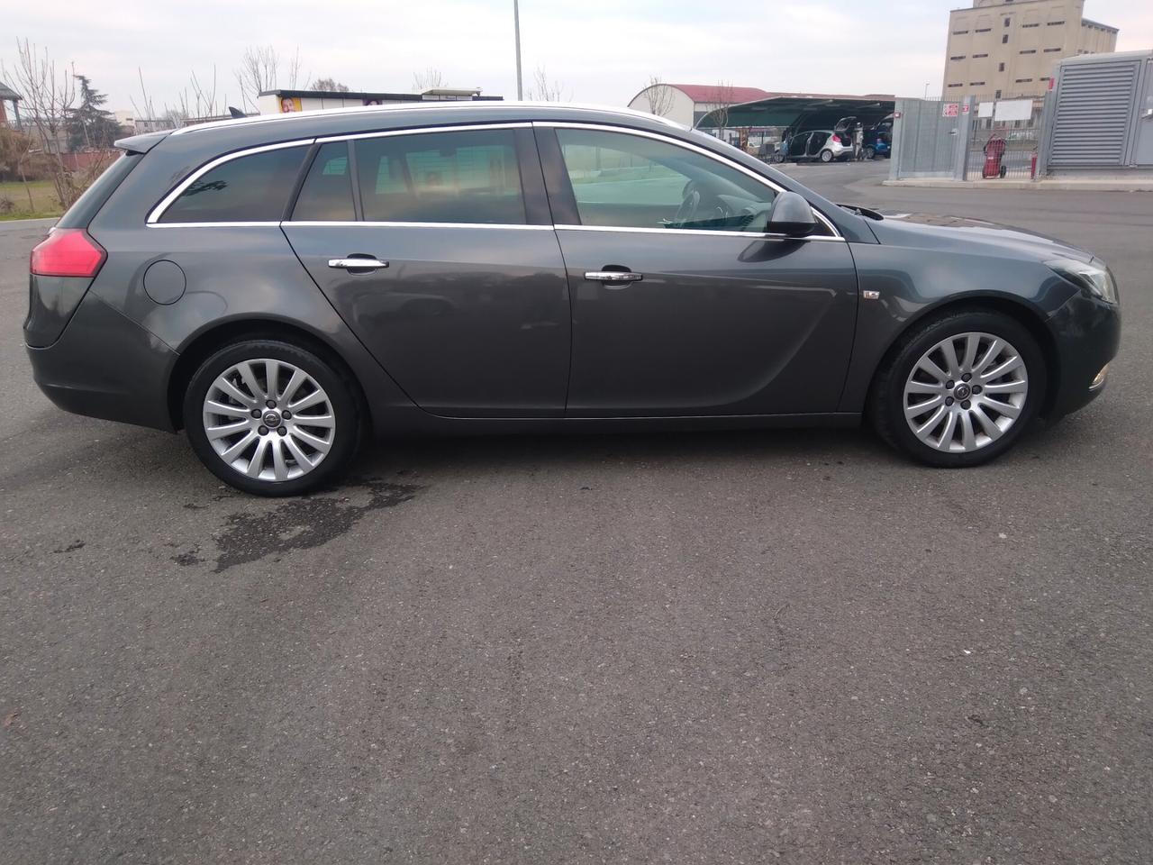 Opel Insignia 2.0 CDTI 160CV Sports Tourer Cosmo top di gamma