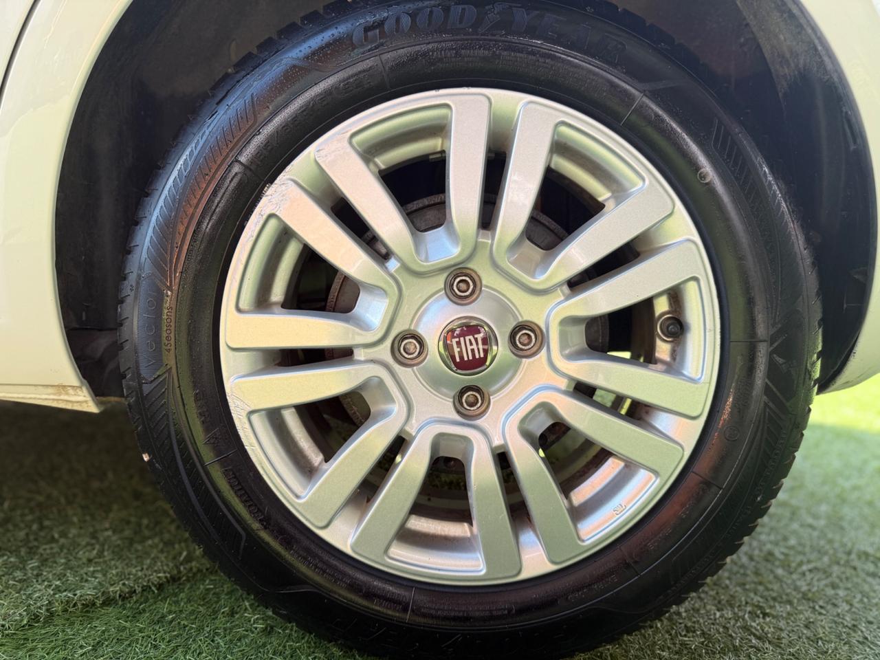 Fiat Punto 1.3 MJT II S&S 85 CV 5 porte ECO Lounge