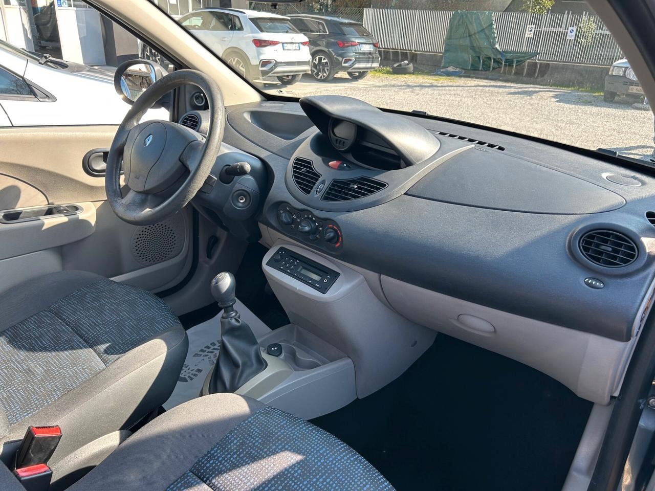 Renault Twingo 1.2 - UNIPROPRIETARIO-NEOPATENTATI